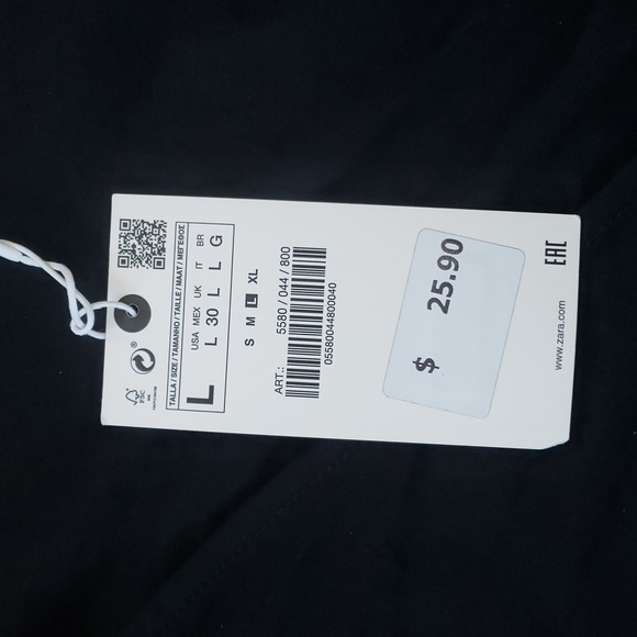 Womens Black V Neck Tee With Cut off Sleeves And Tie At The Waist. By ZARA. - Picture 5 of 8